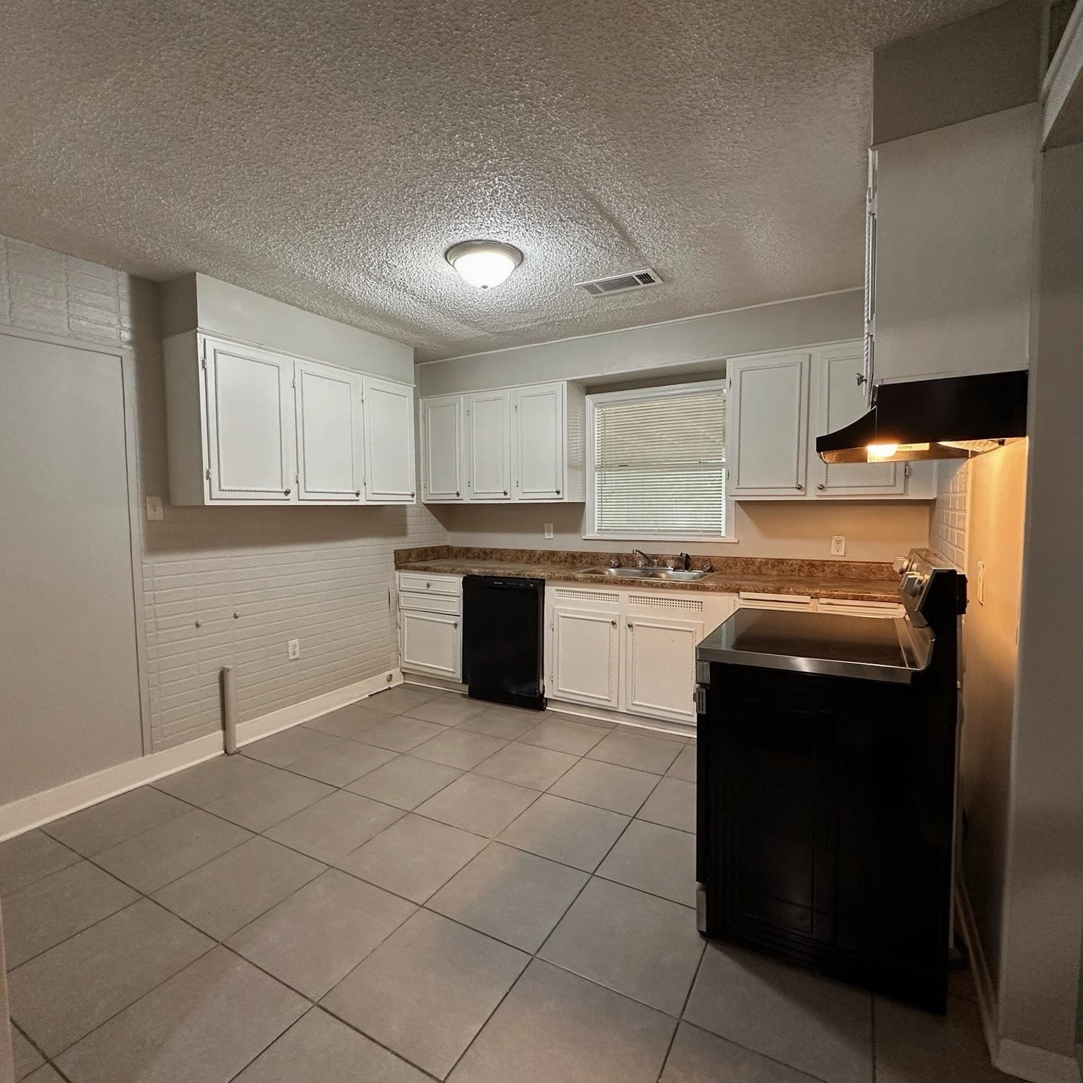7786 Shamrock Road Millington, TN 38053 - Photo 3 of 11