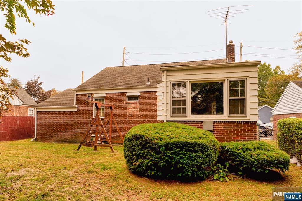 17-19 Berdan Avenue Fair Lawn, NJ 07410 - Photo 4 of 14