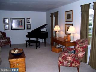 400 Margery Road Yardley, PA 19067 - Photo 2 of 5 Gallery Image 2