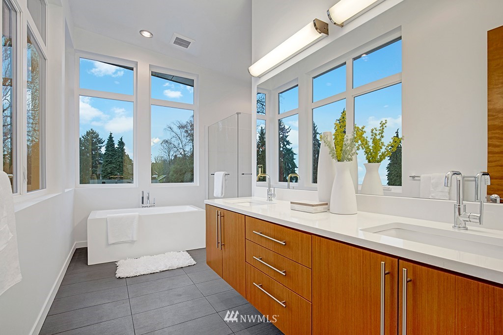 1501 Lake Washington Boulevard South Seattle, WA 98144 - Photo 18 of 24