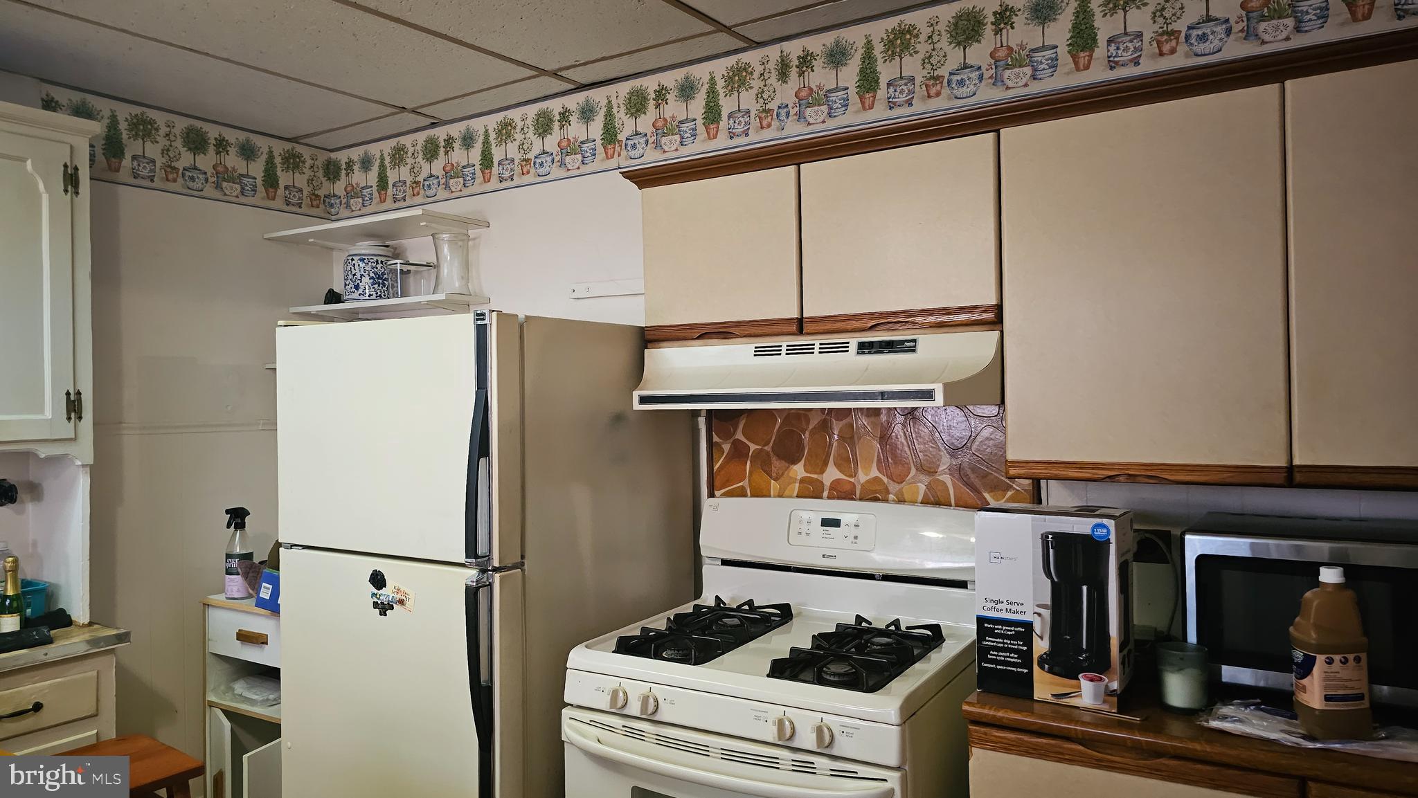141 Pleasant Street Philadelphia, PA 19119 - Photo 18 of 42