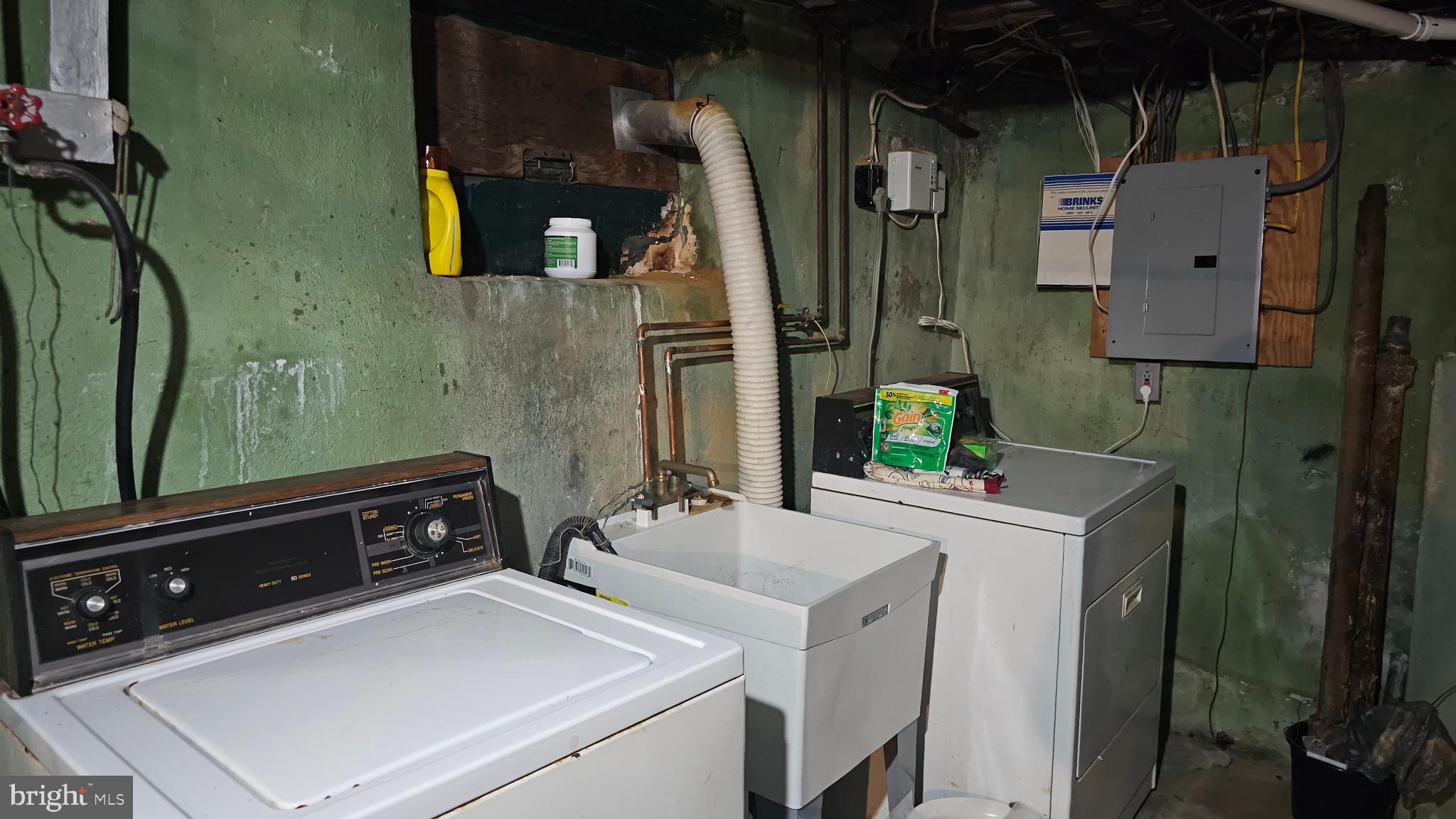 141 Pleasant Street Philadelphia, PA 19119 - Photo 36 of 42