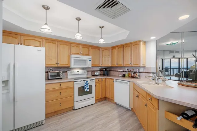 $6,500 | 9550 South Ocean Drive, Unit 2004, Jensen Beach, FL 34957