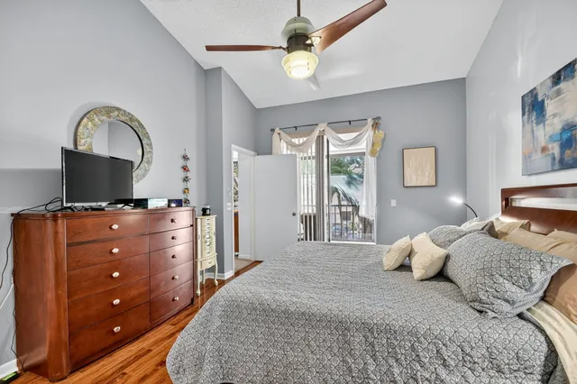 $230,000 | 5187 Europa Drive, Unit P, Boynton Beach, FL 33437