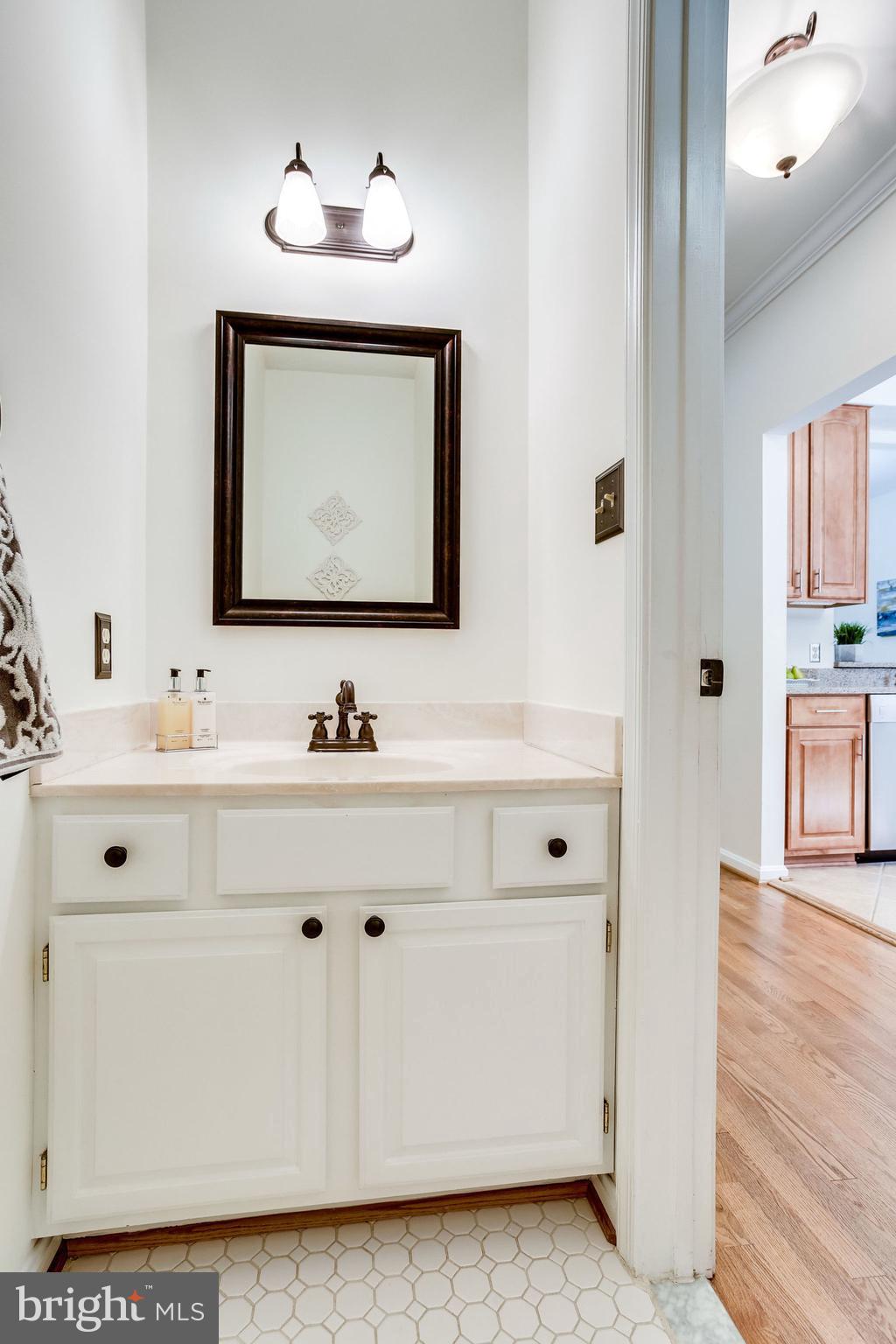 11290 Fairwind Way Reston, VA 20190 - Photo 13 of 30