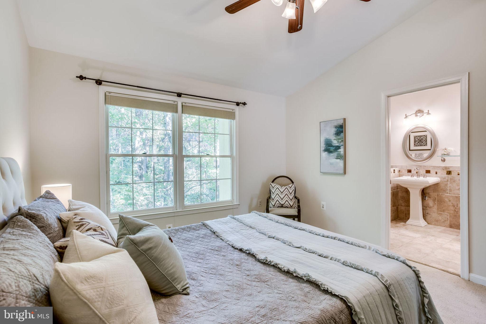 11290 Fairwind Way Reston, VA 20190 - Photo 16 of 30