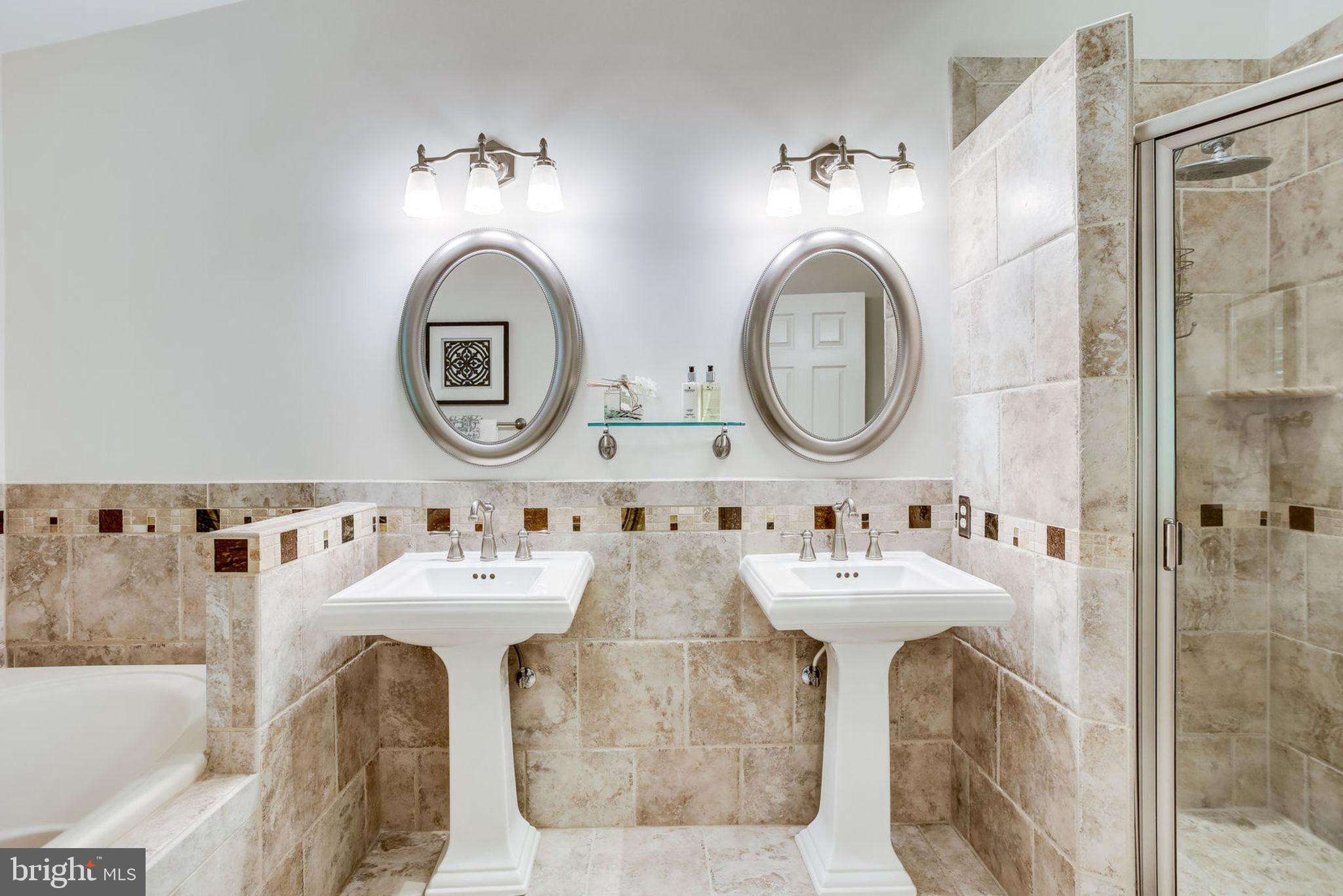 11290 Fairwind Way Reston, VA 20190 - Photo 17 of 30