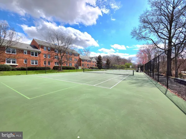 $2,075 | 6620 Boulevard View, Unit A1, Alexandria, VA 22307