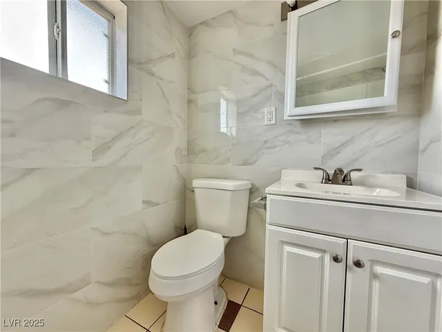 $1,200 | 390 North 13th Street, Unit 1, Las Vegas, NV 89101