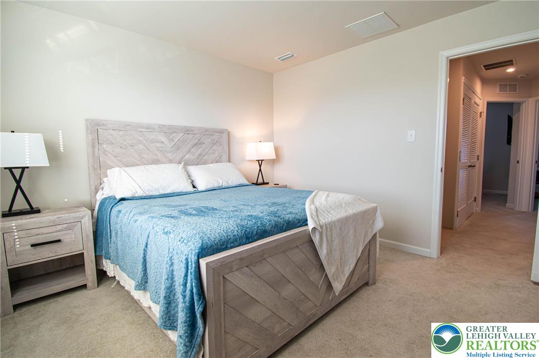 2118 Cross Country Road Northampton, PA 18067 - Photo 25 of 34