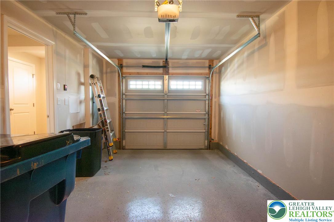 2118 Cross Country Road Northampton, PA 18067 - Photo 31 of 34