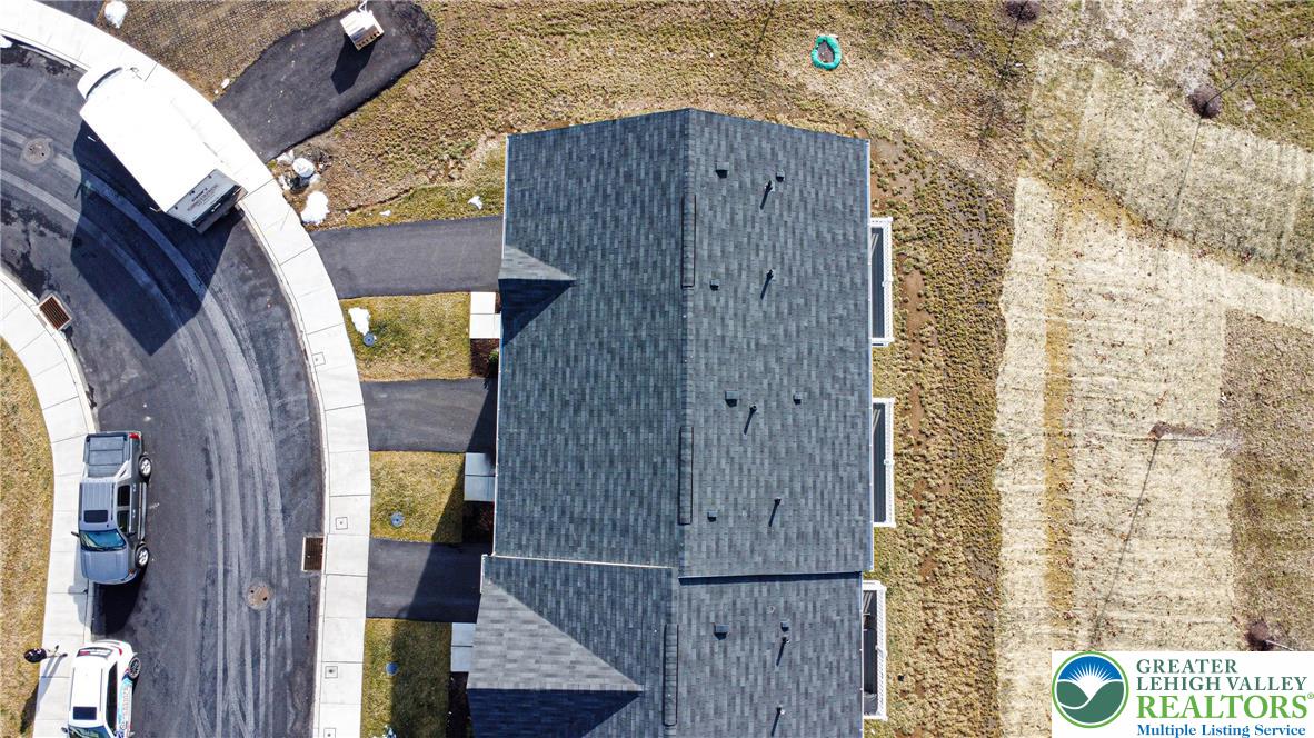 2118 Cross Country Road Northampton, PA 18067 - Photo 4 of 34