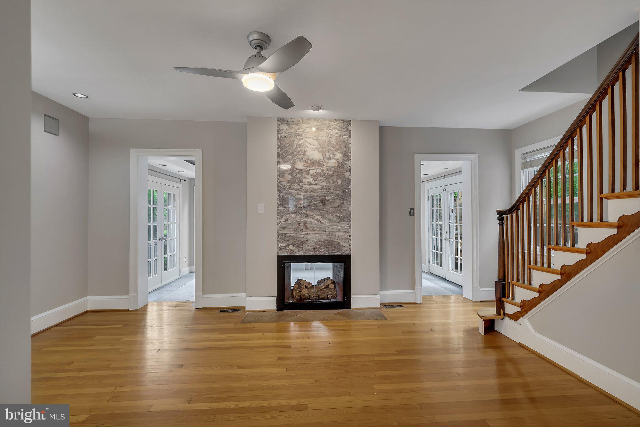 1706 North Glebe Road Arlington, VA 22207 - Photo 3 of 36 Modern elegance with cozy charm.