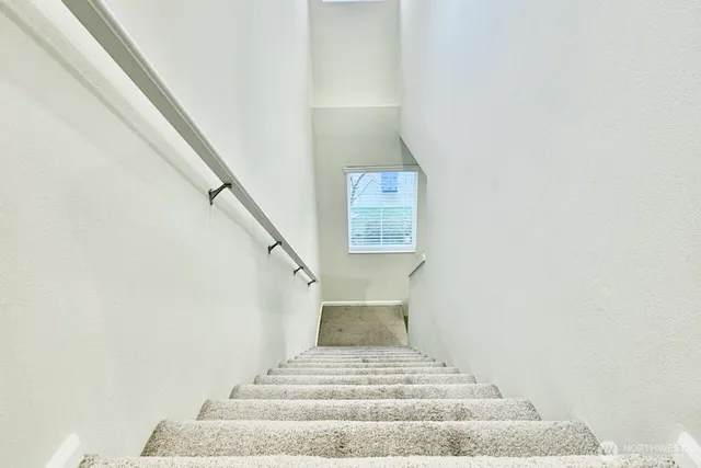 $575,000 | 8120 175th St Court East, Puyallup, WA 98375