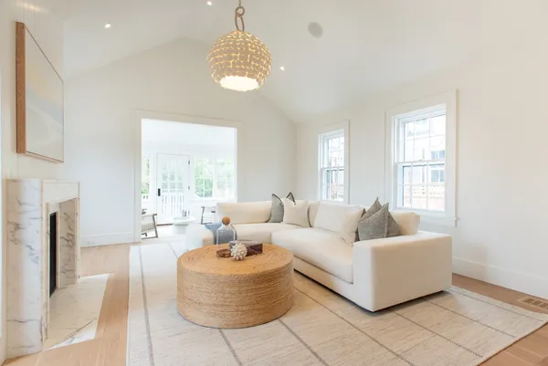 $6,995,000 | 10 Silver Street, Nantucket, MA 02554