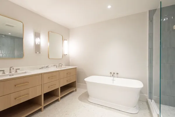 $6,995,000 | 10 Silver Street, Nantucket, MA 02554