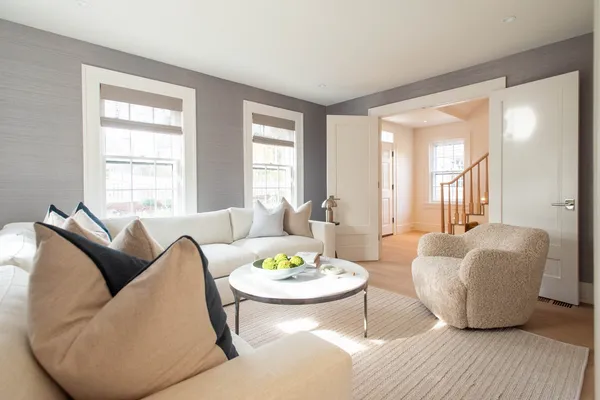 $6,995,000 | 10 Silver Street, Nantucket, MA 02554