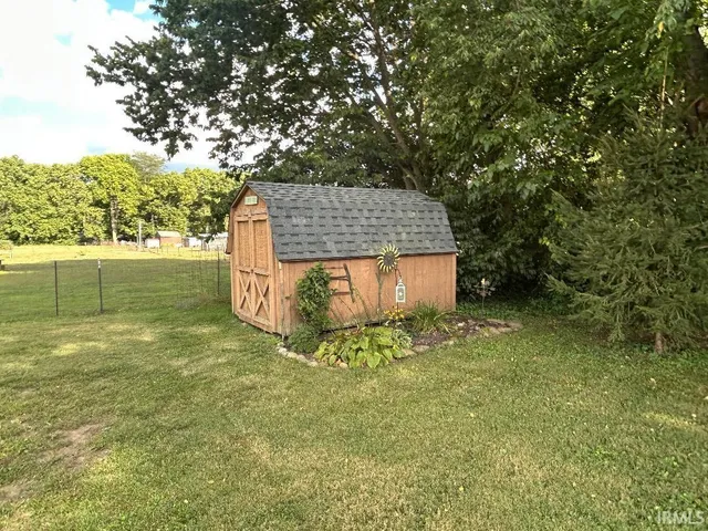 $190,000 | 600 Lawndale Court, Perrysville, IN 47974