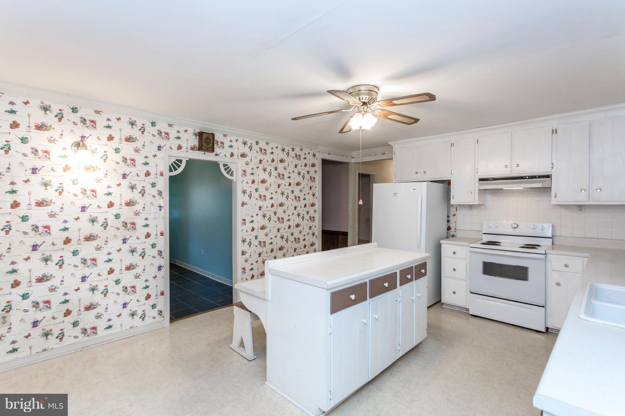 283 Mapleranda Road Bumpass, VA 23024 - Photo 22 of 50 Kitchen