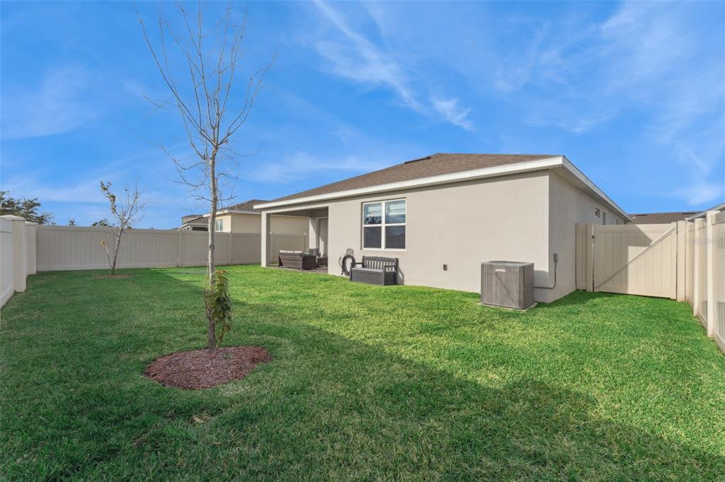 1989 Spring Shower Circle Kissimmee, FL 34744 - Photo 38 of 63