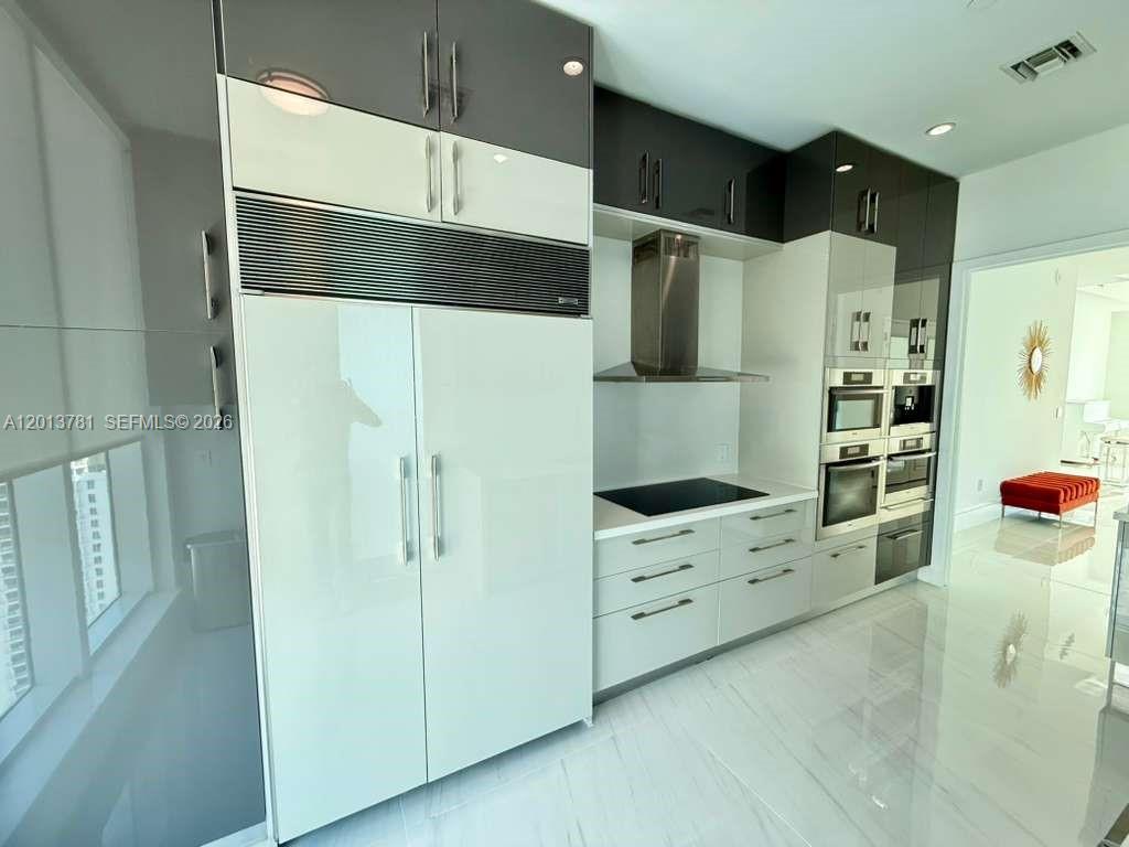 900 Brickell Key Boulevard, Unit 2604 Miami, FL 33131 - Photo 13 of 41