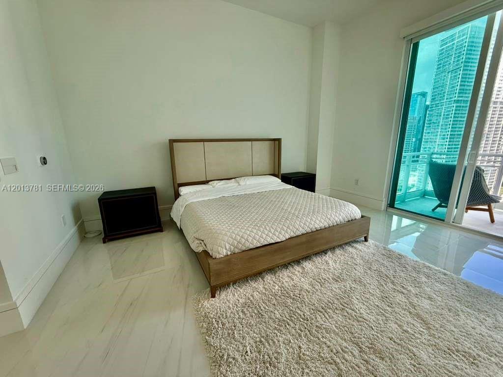 900 Brickell Key Boulevard, Unit 2604 Miami, FL 33131 - Photo 18 of 41