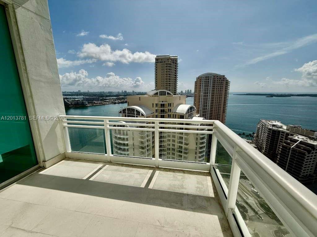 900 Brickell Key Boulevard, Unit 2604 Miami, FL 33131 - Photo 26 of 41