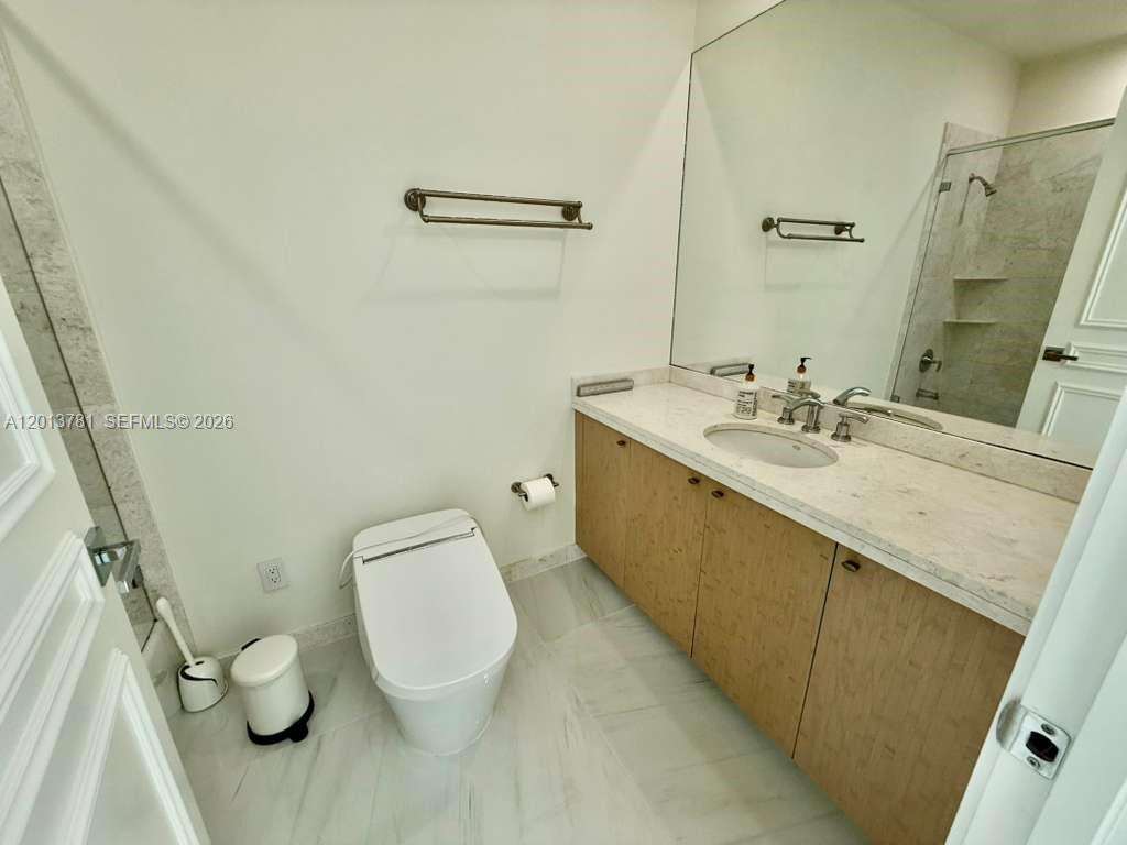 900 Brickell Key Boulevard, Unit 2604 Miami, FL 33131 - Photo 27 of 41