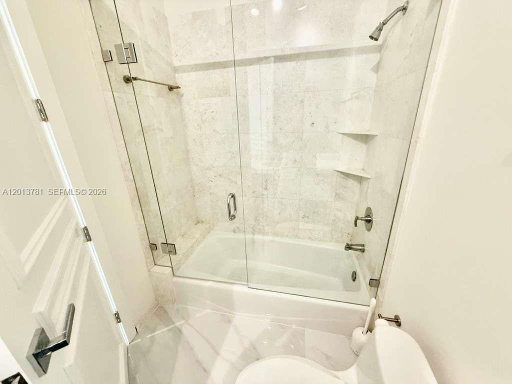 900 Brickell Key Boulevard, Unit 2604 Miami, FL 33131 - Photo 35 of 41