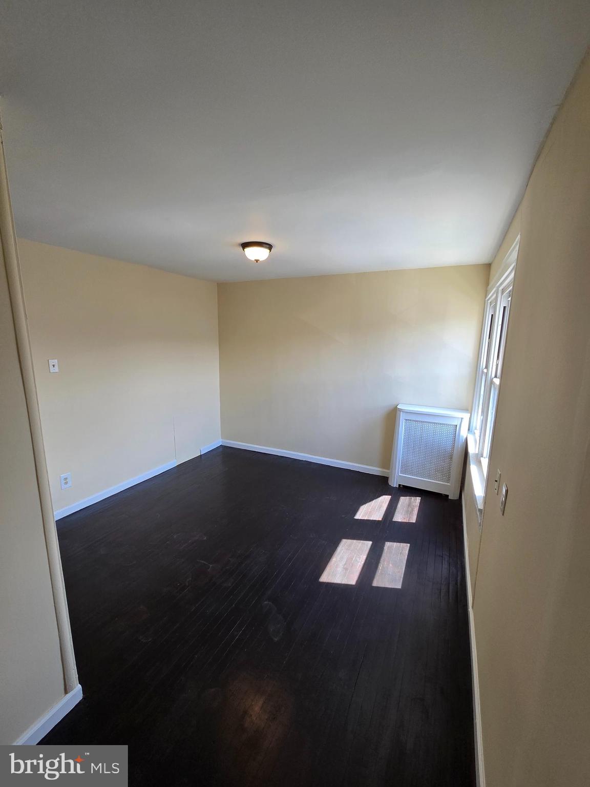 7129 Seaford Road Upper Darby, PA 19082 - Photo 2 of 13