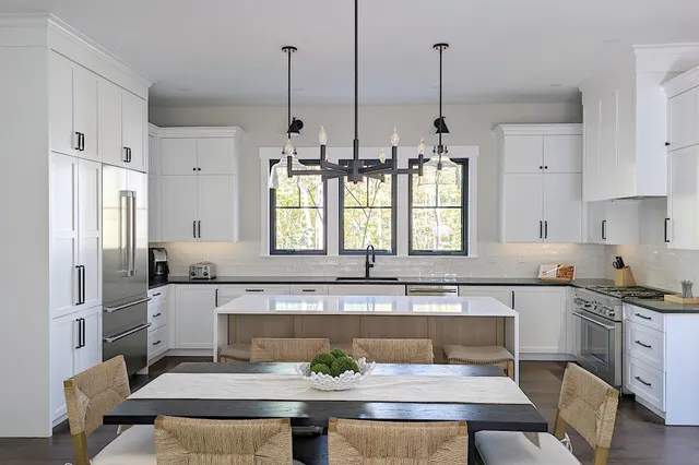 $2,195,000 | 254 South Peak Road, Lincoln, NH 03251