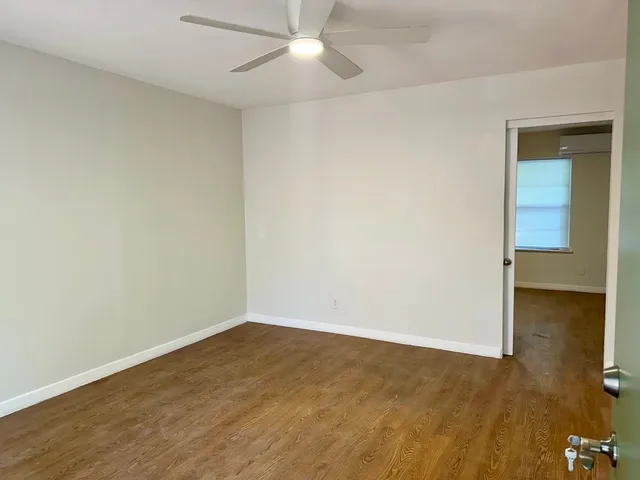 $1,400 | 2514 West 12th Street, Unit A, Austin, TX 78703