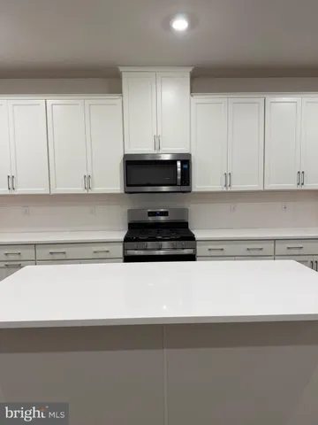 $3,395 | 7 Moran Place, Bridgeport, PA 19405