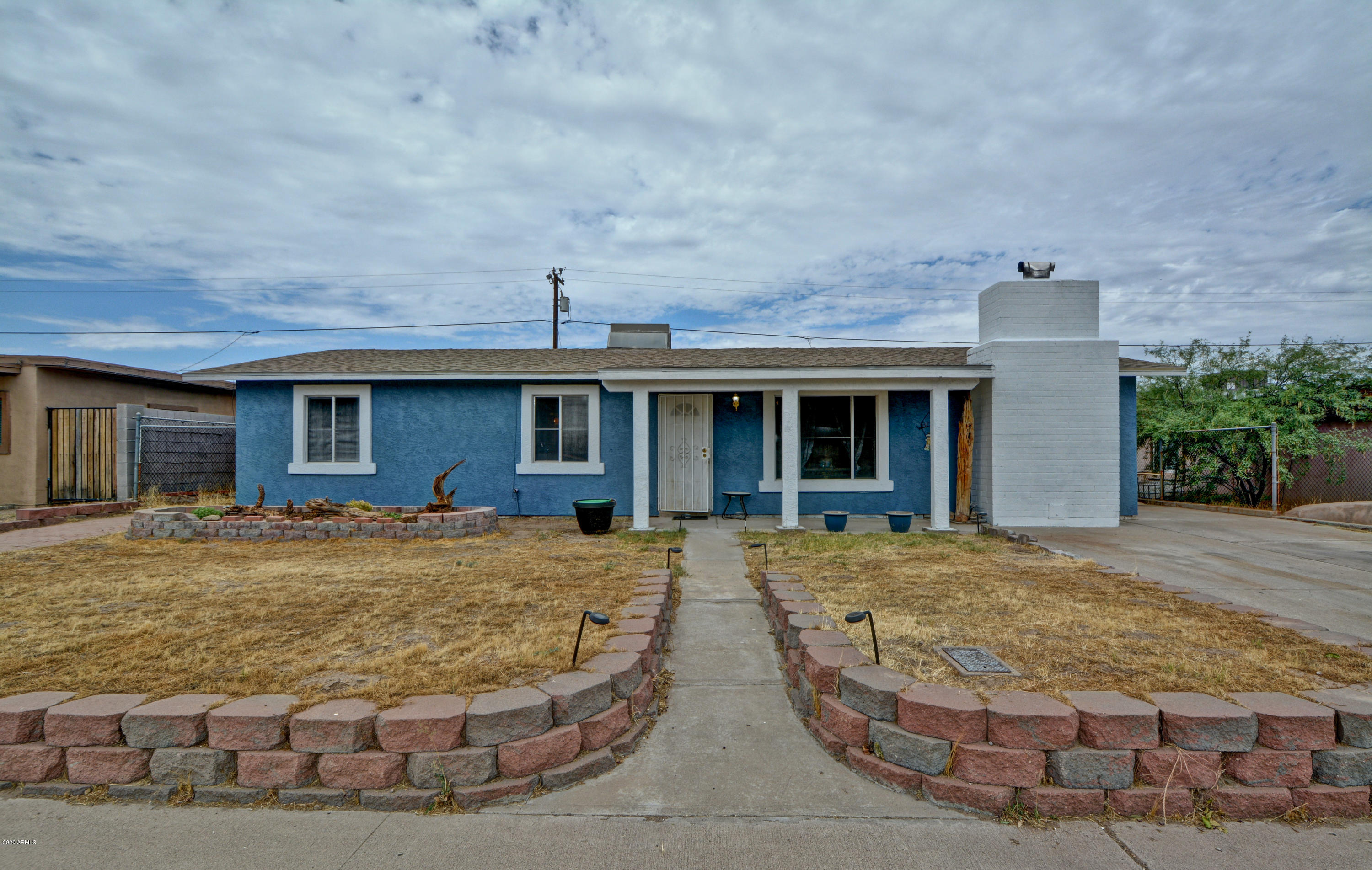 425 Jamestown Road Kearny, AZ 85137 - Photo 1 of 44 1352 sq ft