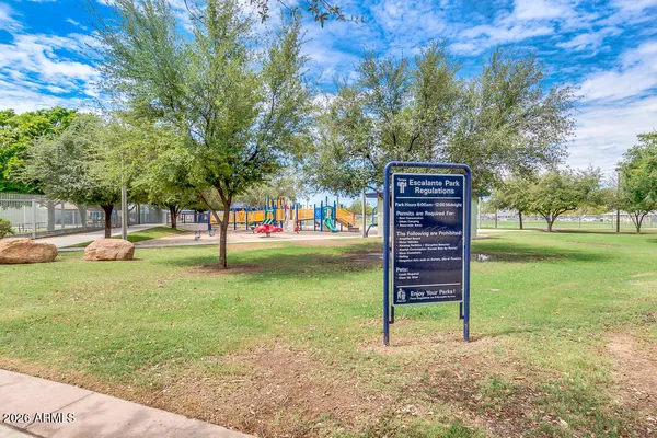 $1,950 | 2145 East Center Lane, Unit 2, Tempe, AZ 85281