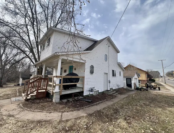 $214,900 | 504 Phipps Avenue, Rice Lake, WI 54868