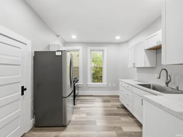 $209,900 | 3222 Beaver Avenue, Fort Wayne, IN 46807