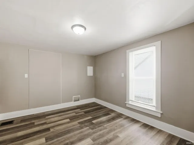 $209,900 | 3222 Beaver Avenue, Fort Wayne, IN 46807