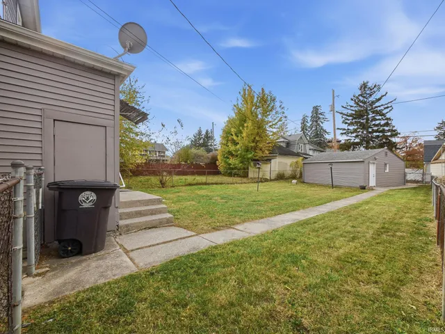 $209,900 | 3222 Beaver Avenue, Fort Wayne, IN 46807