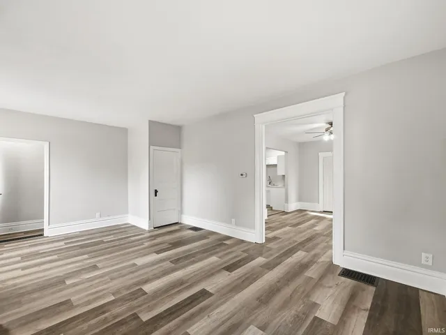 $209,900 | 3222 Beaver Avenue, Fort Wayne, IN 46807