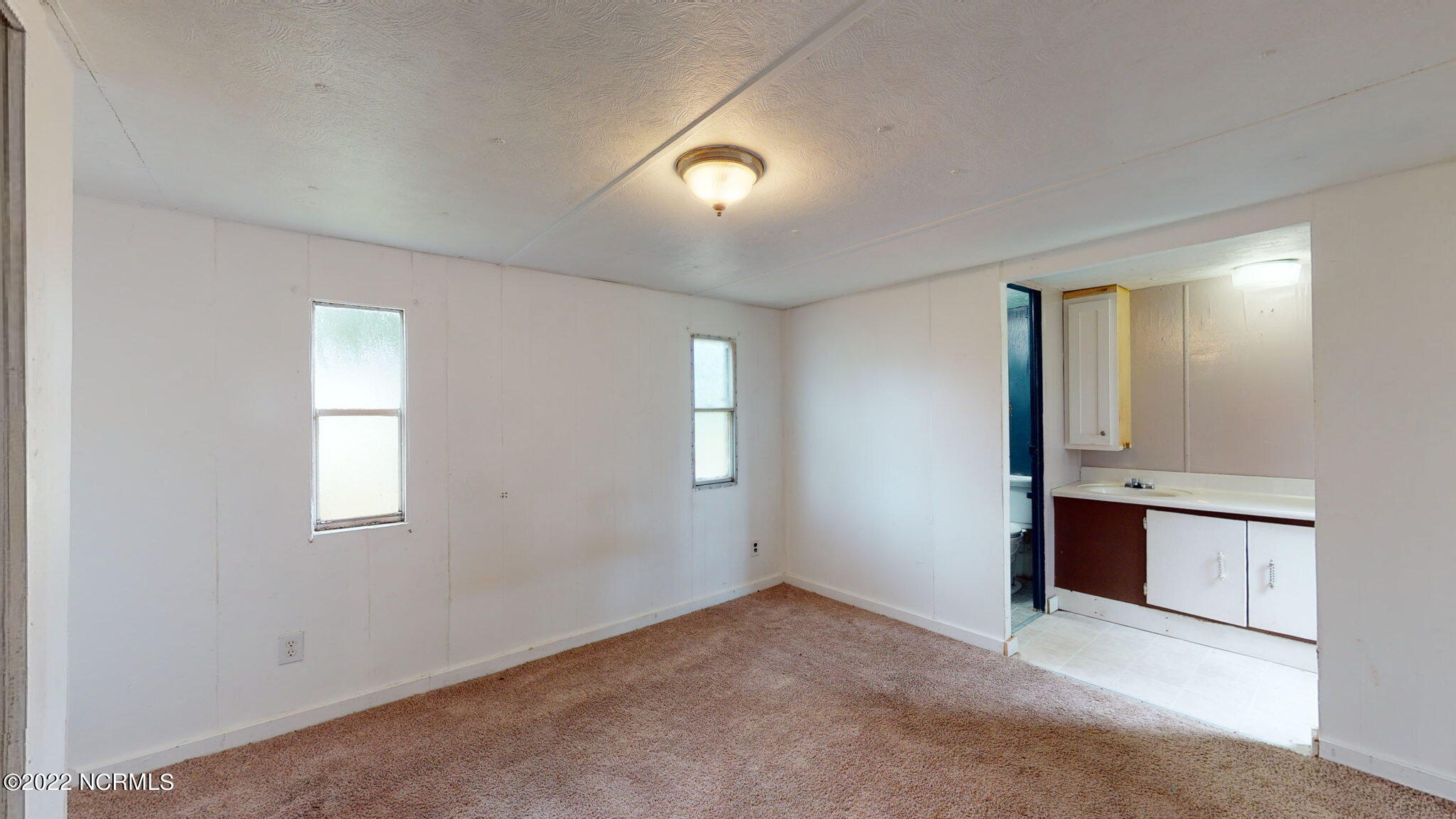 189 Rattan Street Newport, NC 28570 - Photo 8 of 25 Principal Bedroom