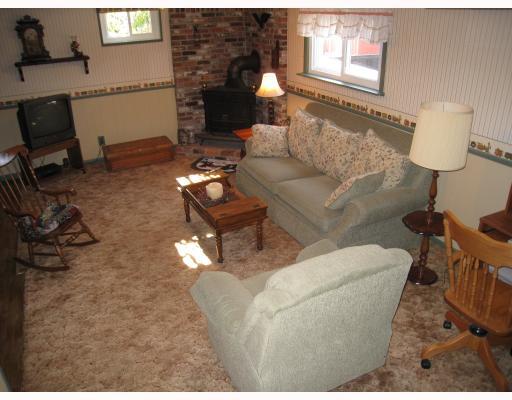 7 Beagle Club Road Washington, PA 15301 - Photo 8 of 18 Den/Family/Great Room.