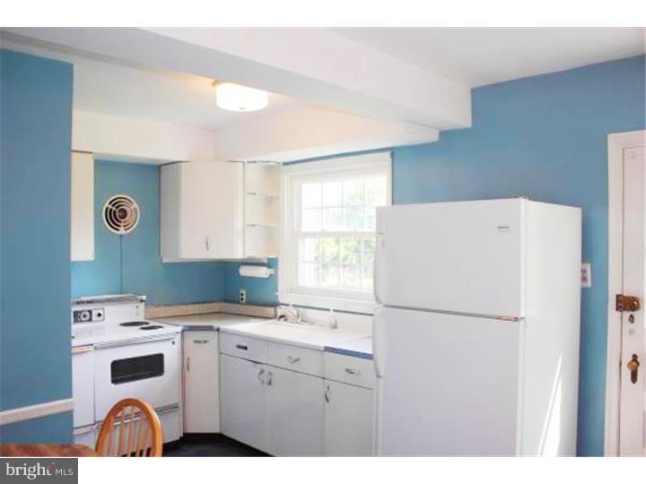 1605 Hampton Road Havertown, PA 19083 - Photo 11 of 21 Kitchen