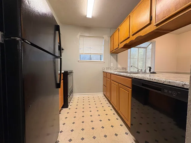 $1,050 | 1810 Sylvan Court, Unit B, Tallahassee, FL 32303