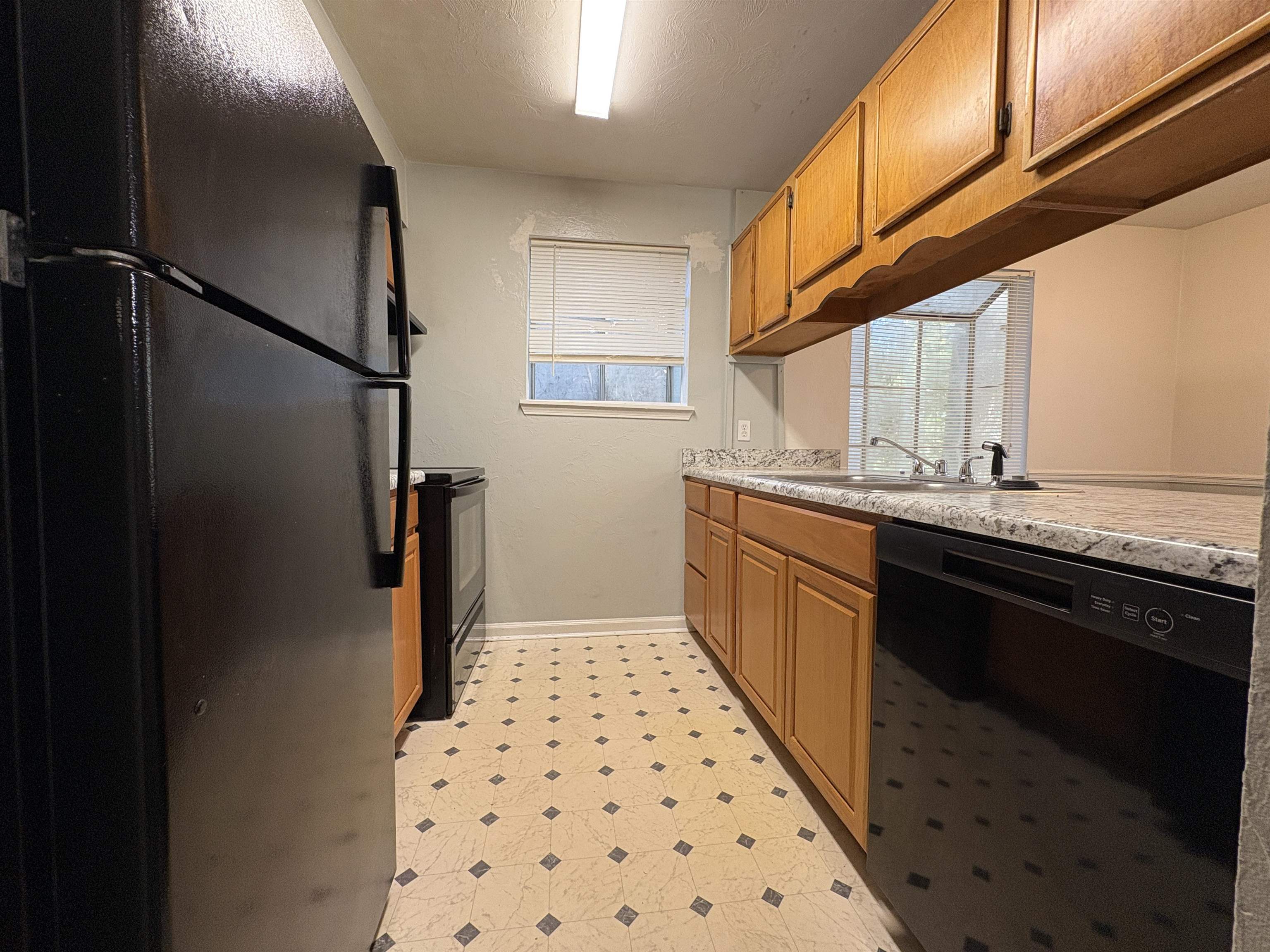 1810 Sylvan Court, Unit B Tallahassee, FL 32303 - Photo 5 of 11