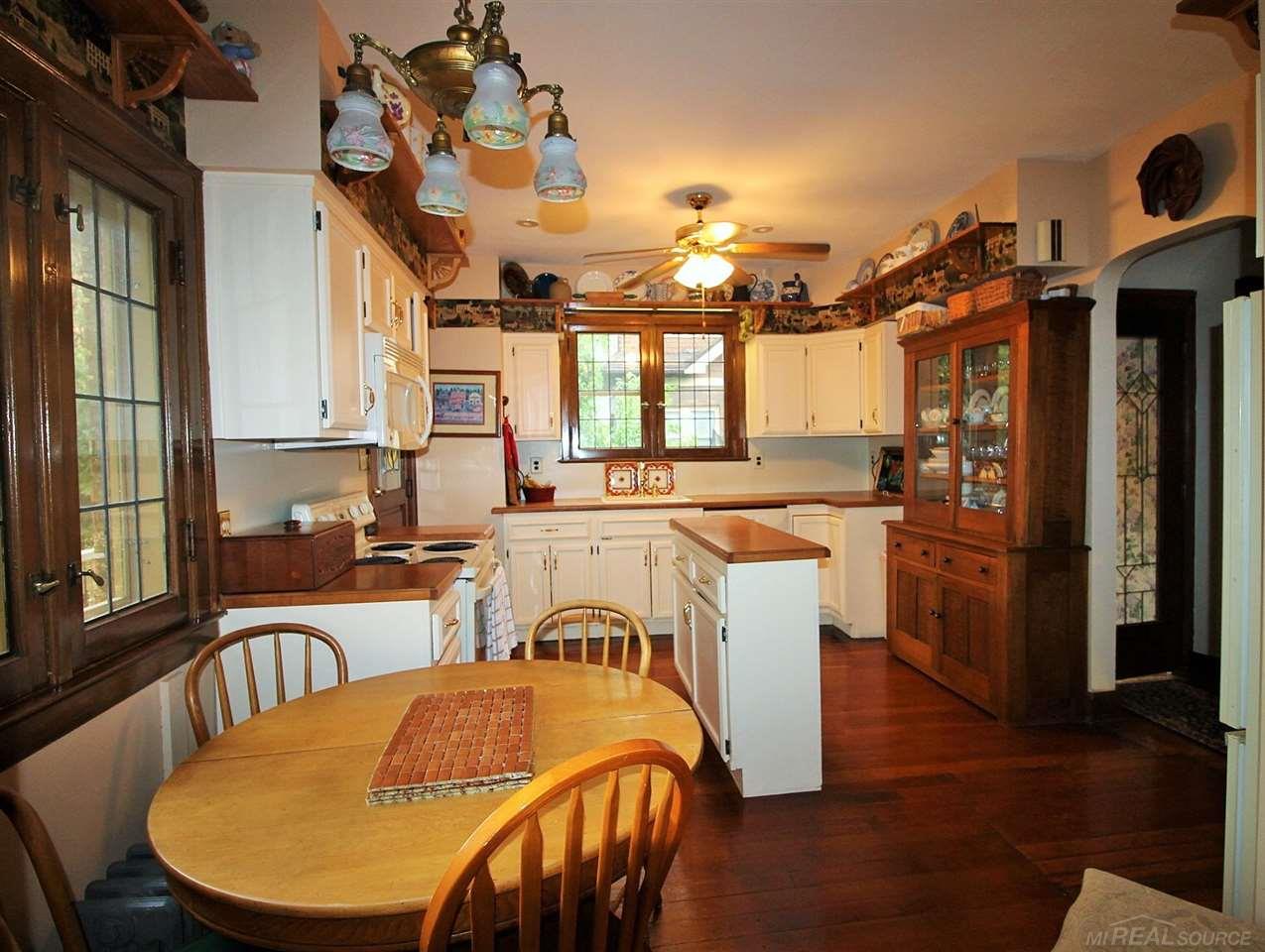 867 Barrington Road Grosse Pointe Park, MI 48230 - Photo 20 of 53