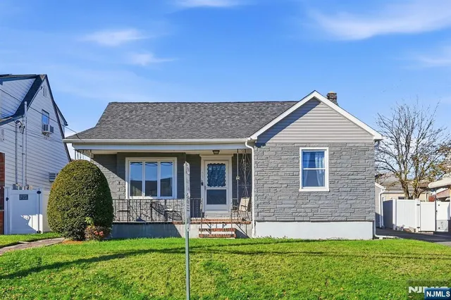 $639,000 | 55 Burns Avenue, Lodi, NJ 07644