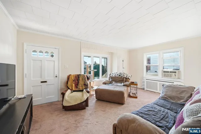 $639,000 | 55 Burns Avenue, Lodi, NJ 07644