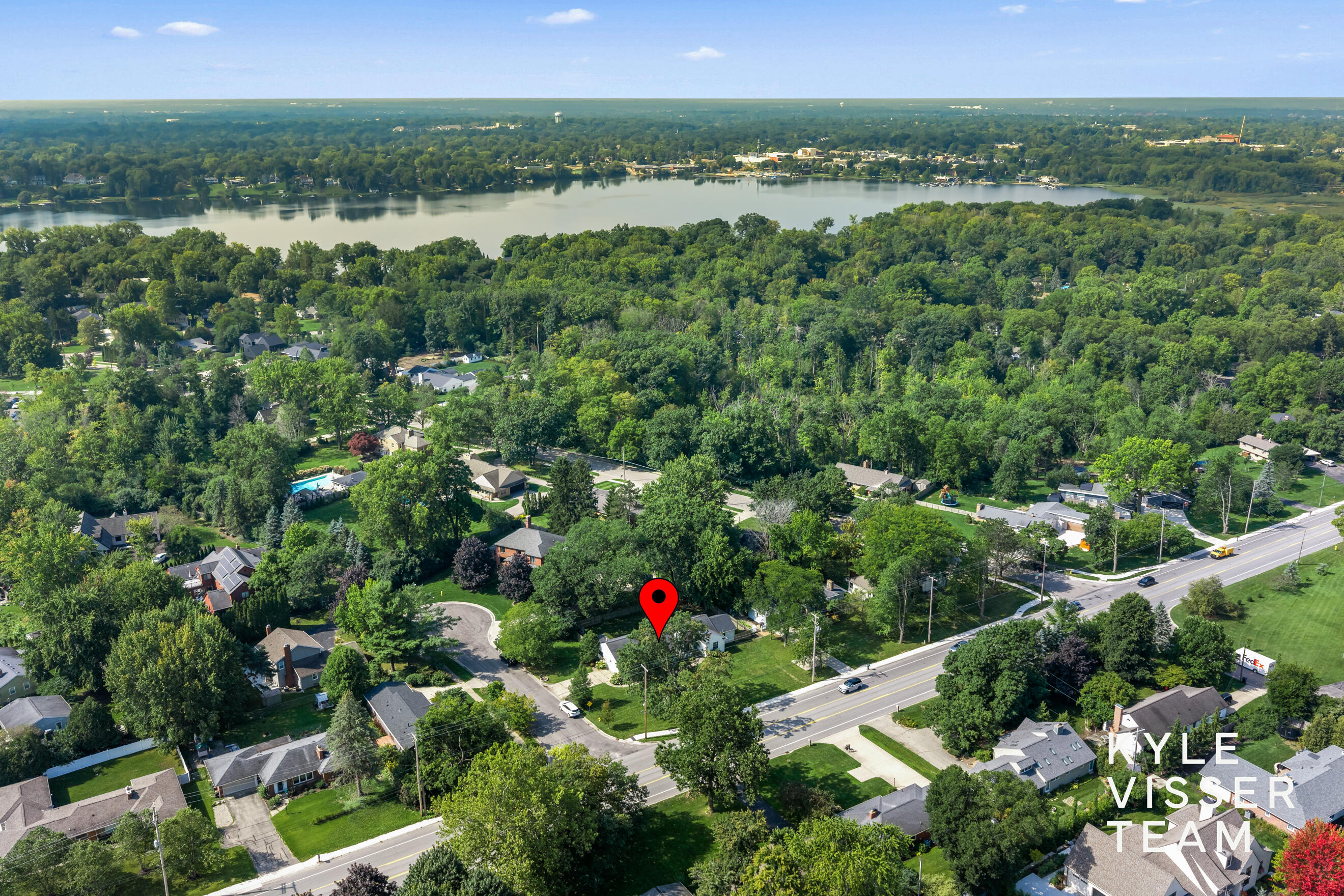 3030 Cascade Road Southeast Grand Rapids, MI 49506 - Photo 50 of 53 Aerial View