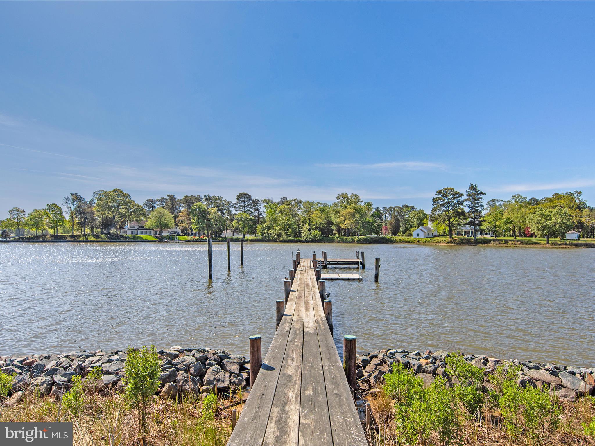27753 Villa Road Easton, MD 21601 - Photo 2 of 46 Deep-water dock with floating dock